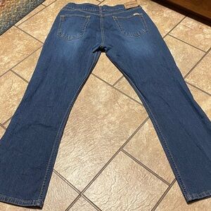 Y2K Levi's Signature Boot Cut Size 12 Short Jeans in Blue Denim Retro